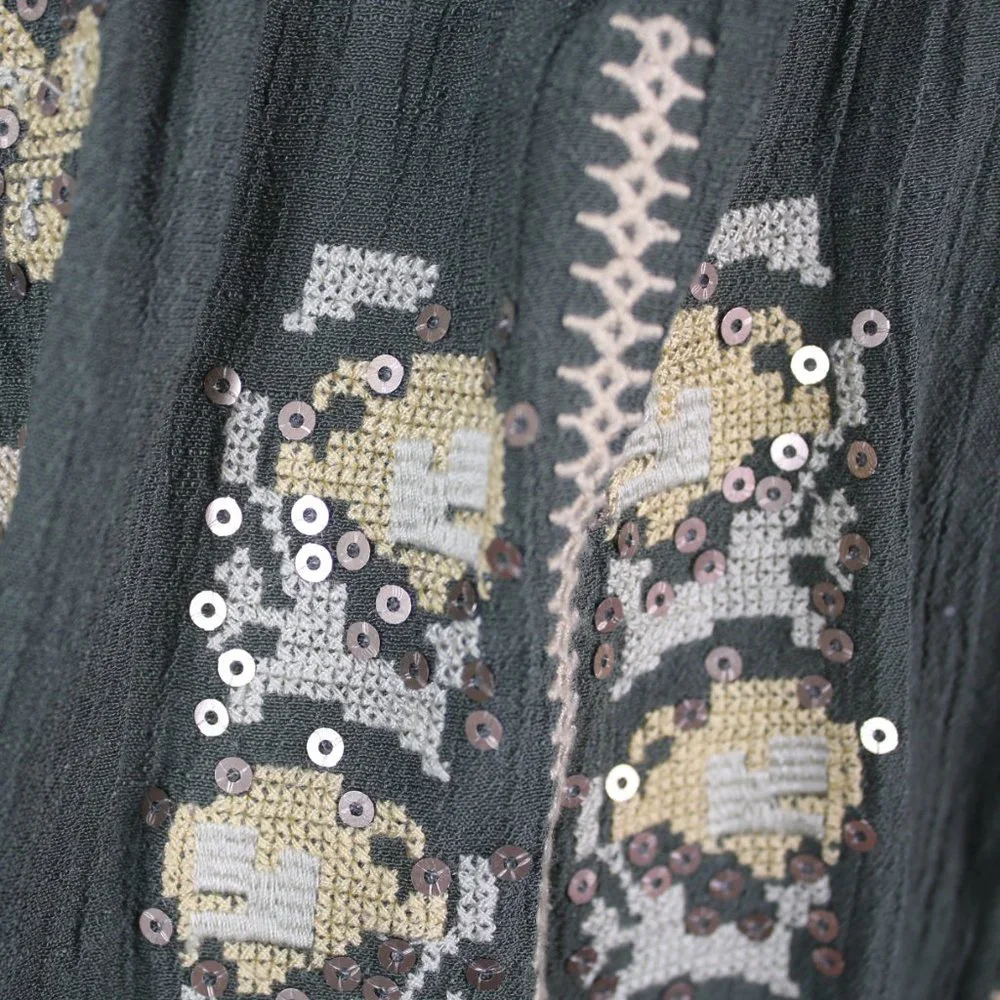 Cocomo Womens 2X Embroidered Peasant Crinkle Boho Top - Picture 4 of 5